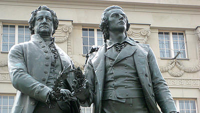 Denkmal von Goethe und Schiller in Weimar