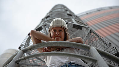 Ein Porträt-Foto von Sarah Rienass